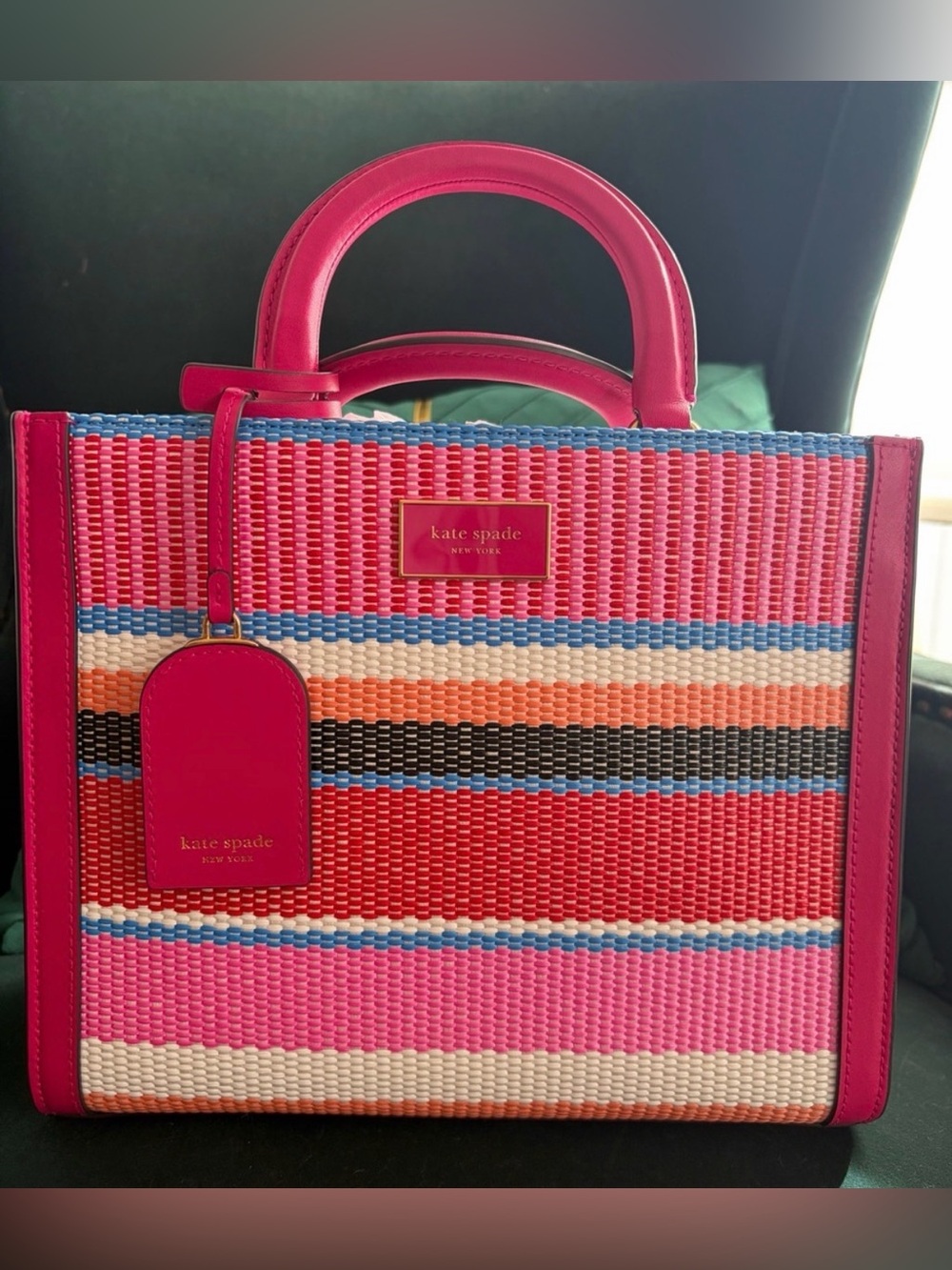 Share Show Notification for Krissykacy Closet: Please Like and Share - Picture 2 of 14